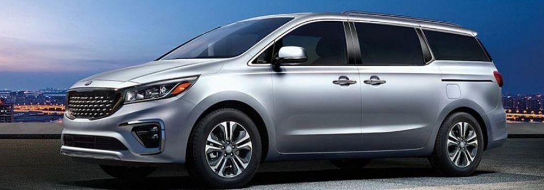 2021 Kia Sedona driving side view exterior