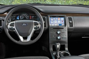 driver dash and infotainment system in a 2019 Ford Flex
