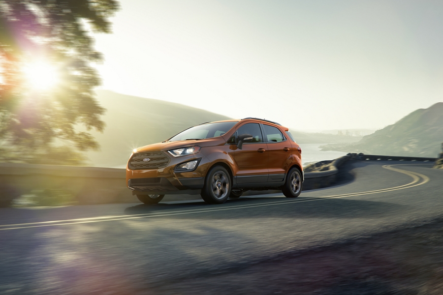 2020 Ford EcoSport driving down curved road