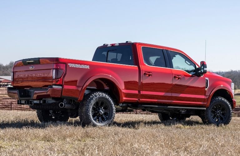 Rear exterior image of the 2022 Ford Super Duty Lariat Tremor with Sport Appearance