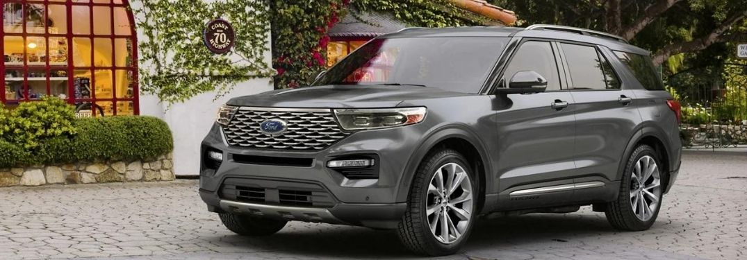 2022 Ford Explorer front and side view