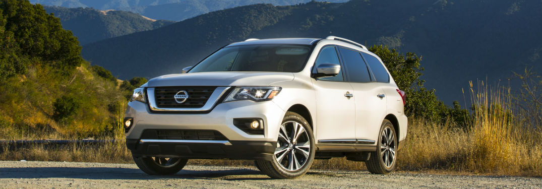 2018 Nissan Pathfinder front exterior