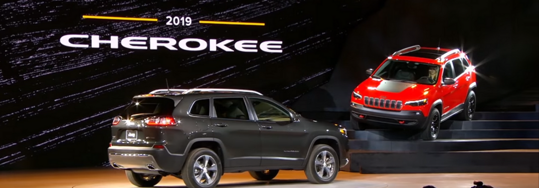 2019 Jeep Cherokee unveiling at auto show