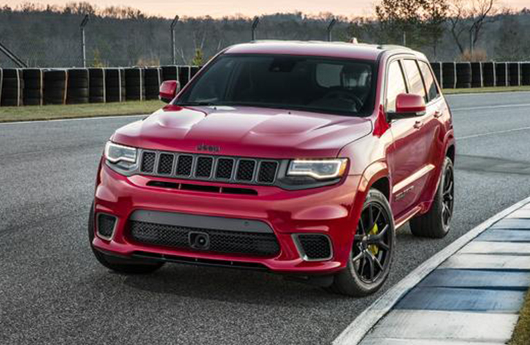 2020 Jeep Grand Cherokee in red