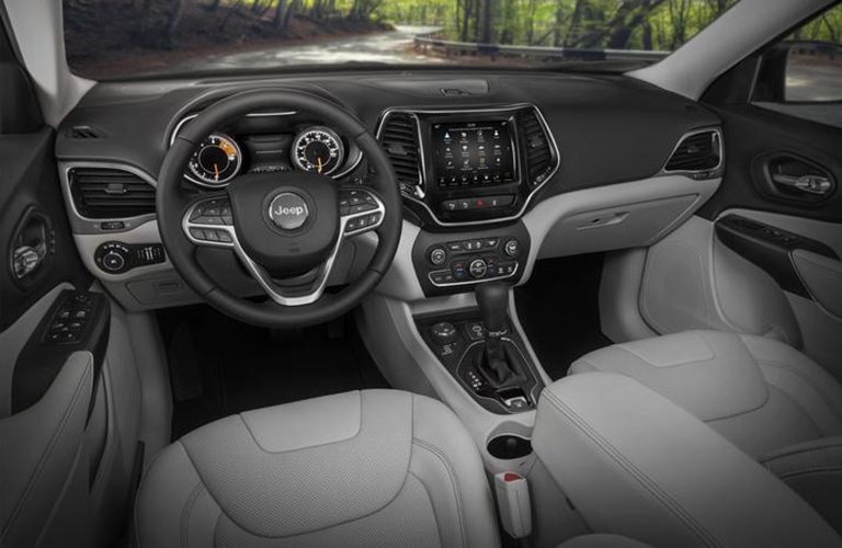 2020 Jeep Cherokee dashboard
