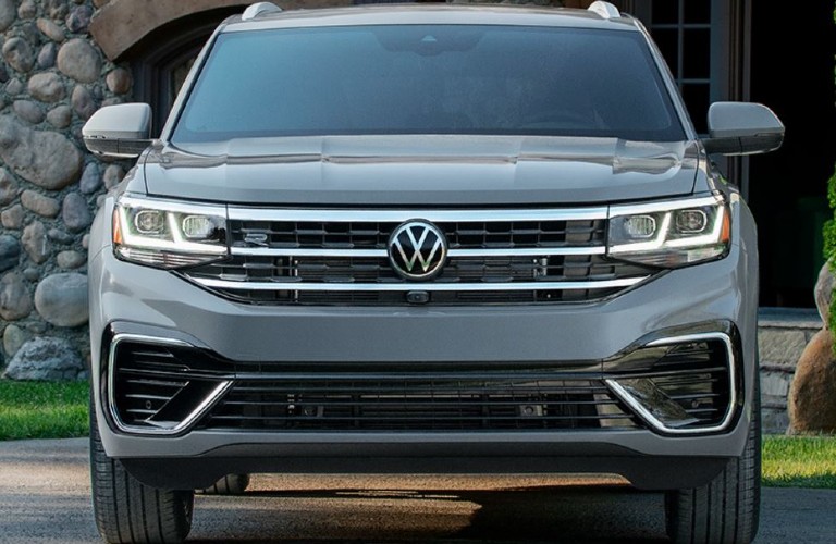 front view of volkswagen atlas cross sport