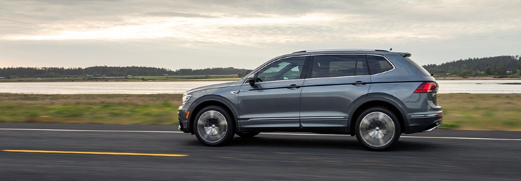 2020 Volkswagen Tiguan side view