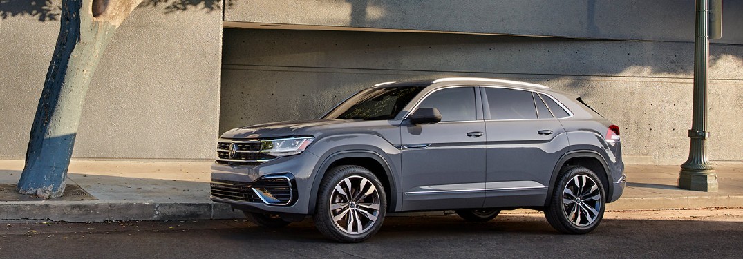 2021 Volkswagen Atlas Cross Sport side view