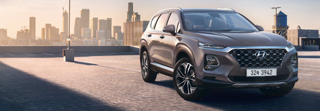 2019 Hyundai Santa Fe front exterior