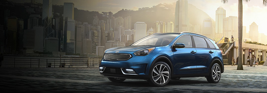 2018 Kia Niro blue side view