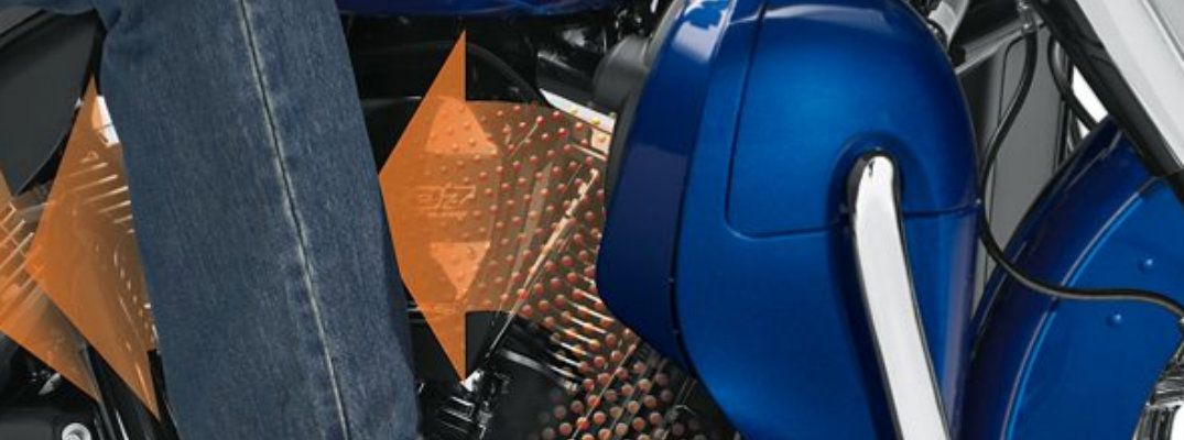 Blue Harley-Davidson CoolFlow Fan with arrows that indicate cool airflow to the rider's leg