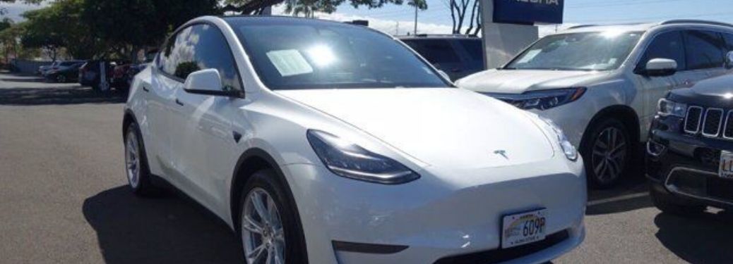 front view of the 2020 Tesla Model Y Long Range AWD