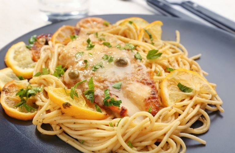 What are the Best Places to Eat in Kahului this Valentine’s Day?