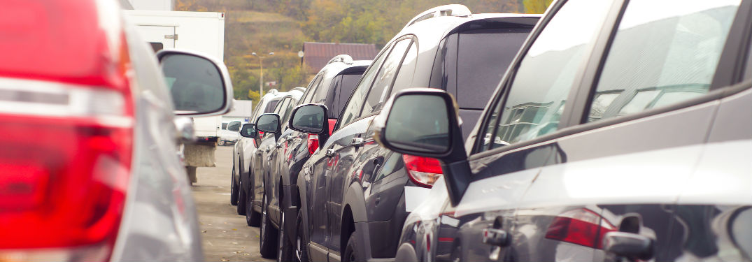 Used SUVs in a dealership lot