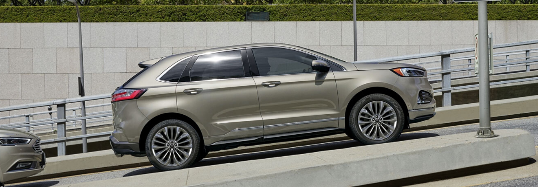 2020 Ford Edge parked outside