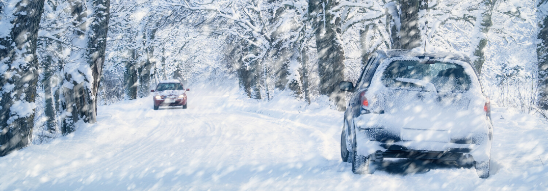 Cars driving in snow_b