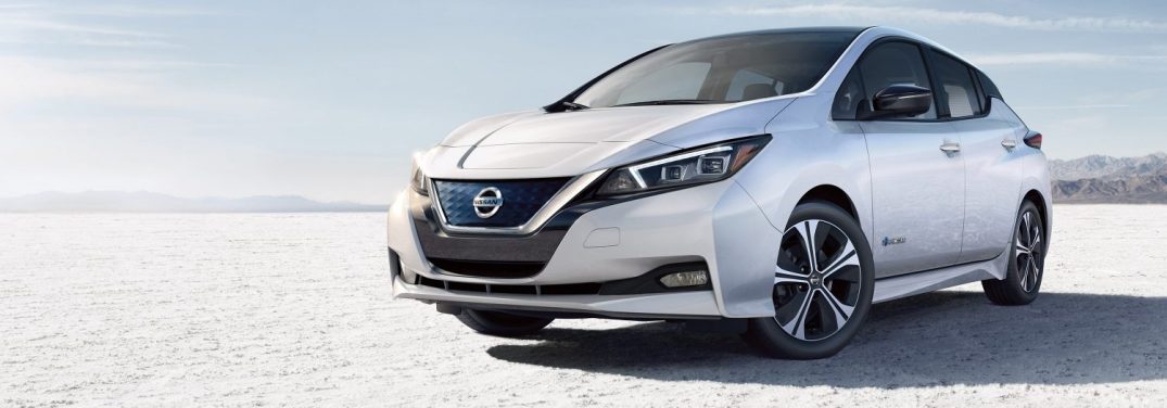 full view of the 2018 Nissan LEAF