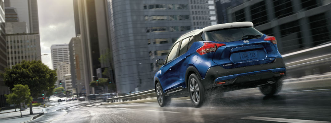 A rear left quarter photo of the 2020 Nissan Kicks.