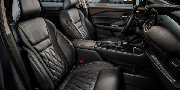 2021 Nissan Rogue Front Seat Interior