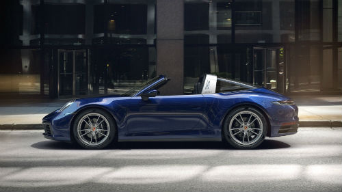 2021 Porsche 911 Targa 4 in Gentian Blue Metallic