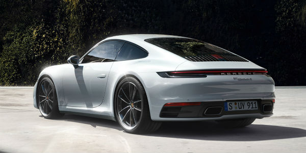 White Porsche 911 Carrera model