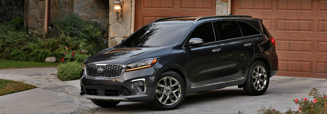 side view of a black 2021 Kia Sorento