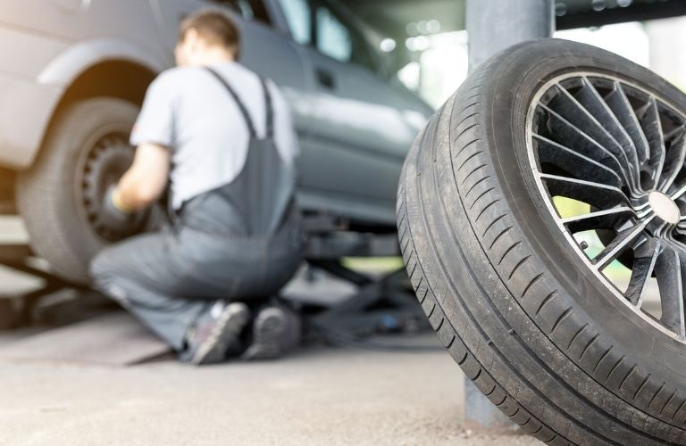 How to Purchase the Right Kind of Tires for Your Car?