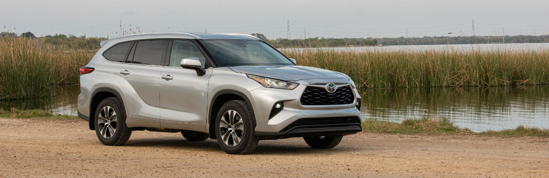 2020 Toyota Highlander Exterior Passenger Side Front Profile