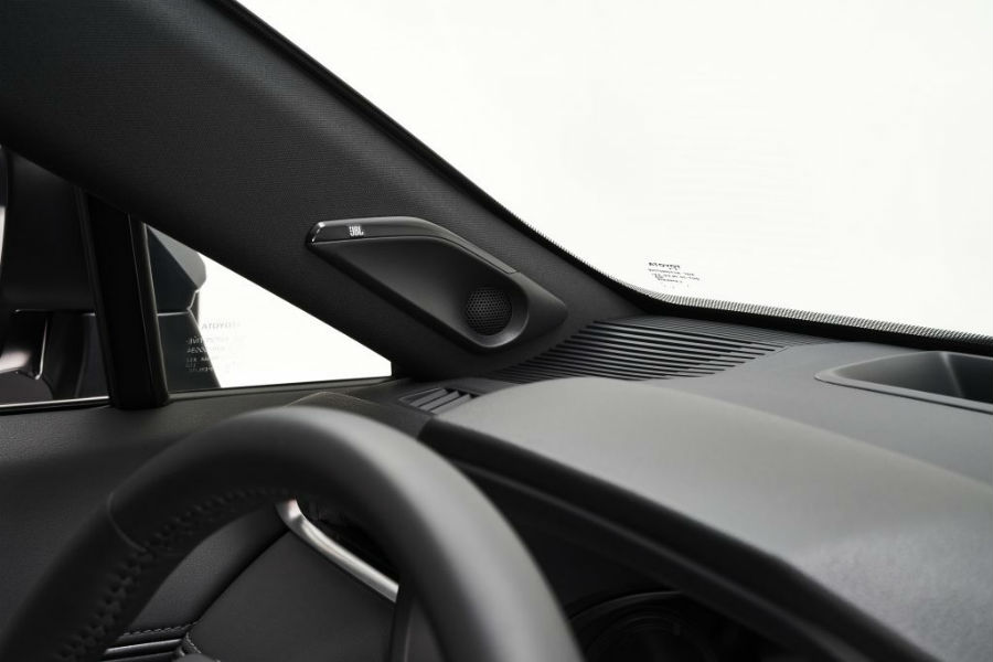 toyota venza jbl audio system