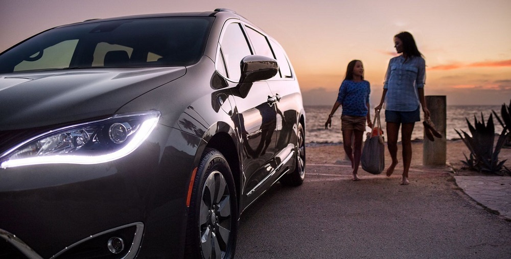 2018 chrys1er pacifica hybrid miami lakes automall