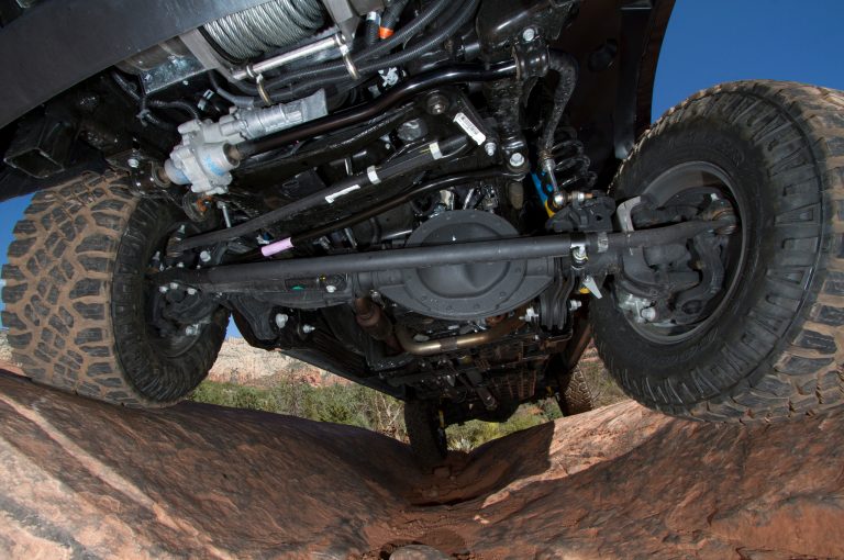 New Ram? Here’s How to Use the Air Suspension + Electronic Trailer