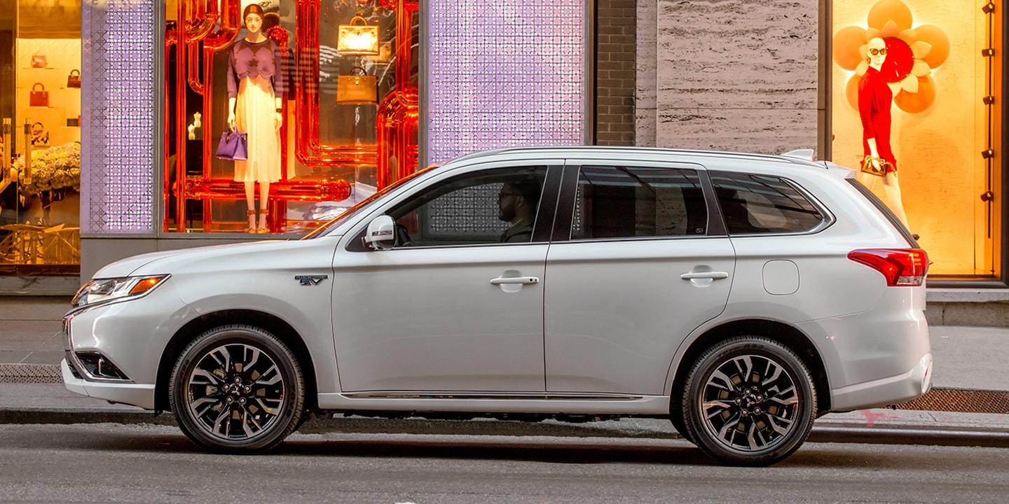 Miami Lakes Automall Traffic 2018 Mitsubishi Outlander PHEV