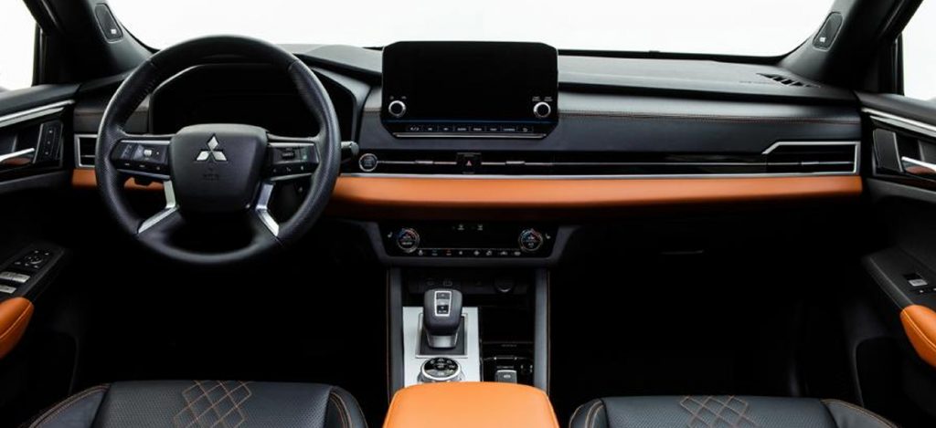 miami-lakes-mitsubishi-2021-wardsauto-10-best-interior-outlander