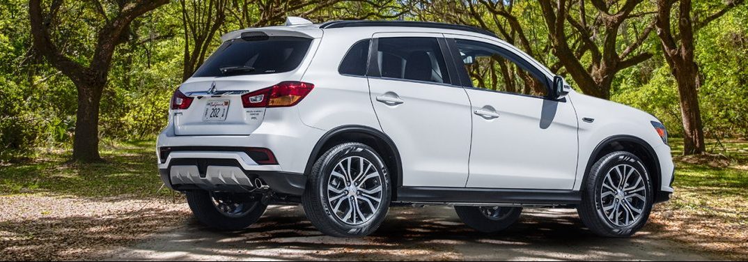 full view of the 2018 Mitsubishi Outlander Sport