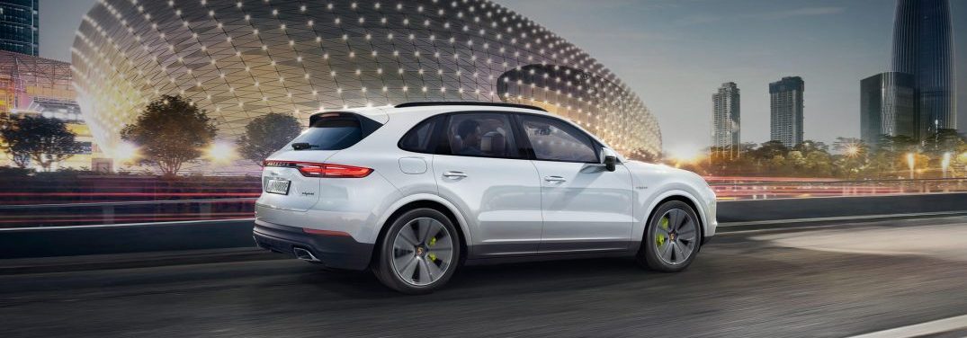 full view of the Porsche Cayenne E Hybrid