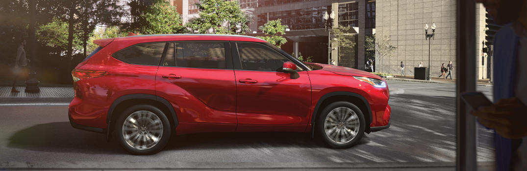 2020 Toyota Highlander exterior profile