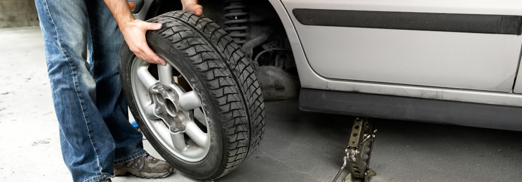 Replacing a tire on a vehicle