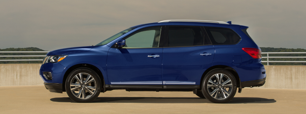2020 Nissan Pathfinder from the side