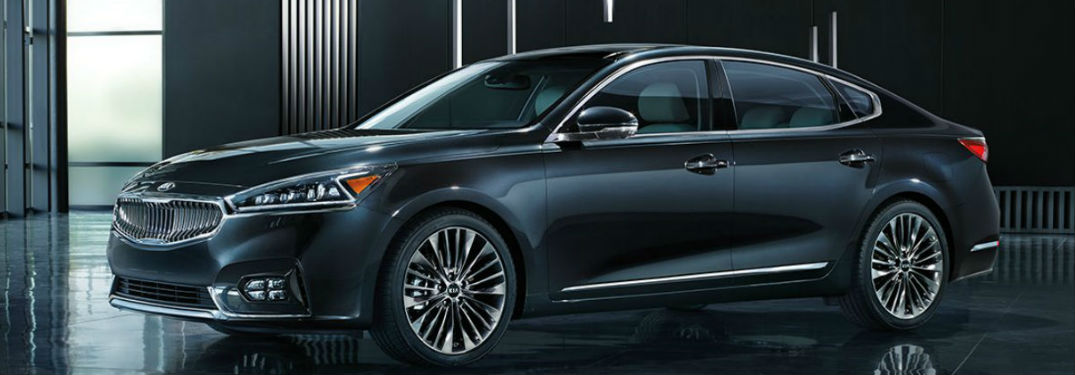 2018 Kia Cadenza Exterior Side View in Black
