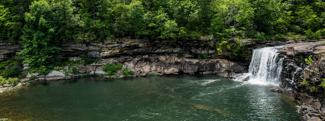 Waterfall located in northen Alabama's Little River Canyon National Preserve