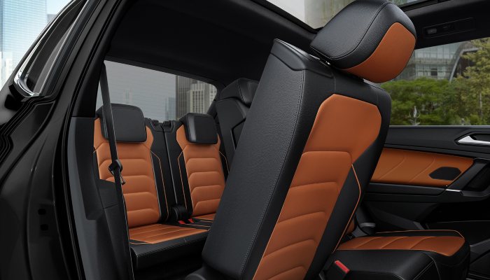 2020 Volkswagen Tiguan interior