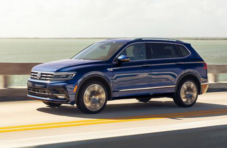 2021 Volkswagen Tiguan in blue