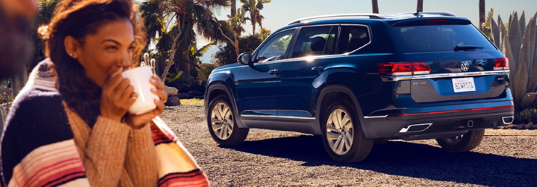 2021 Volkswagen Atlas side and rear profile