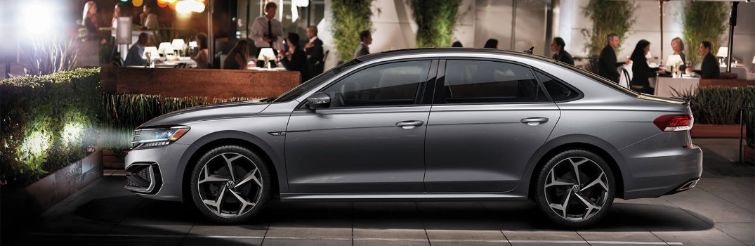 2020 Volkswagen Passat side view
