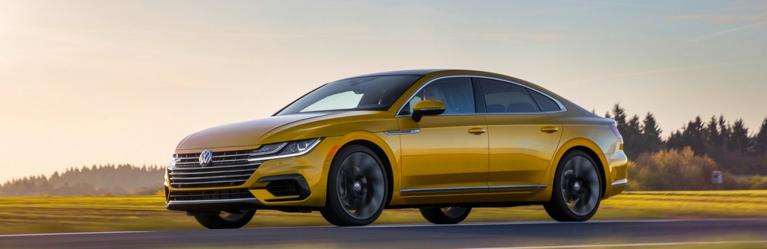 2019 Volkswagen Arteon with R-Line Package