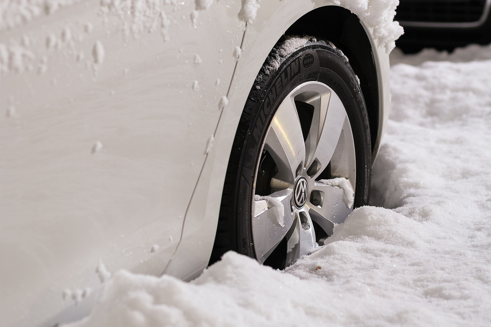 car tire in snow