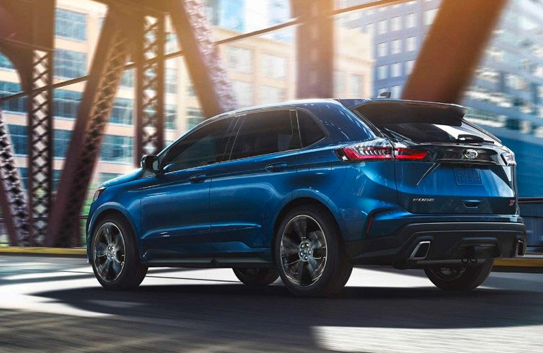 2019 Ford Edge side profile