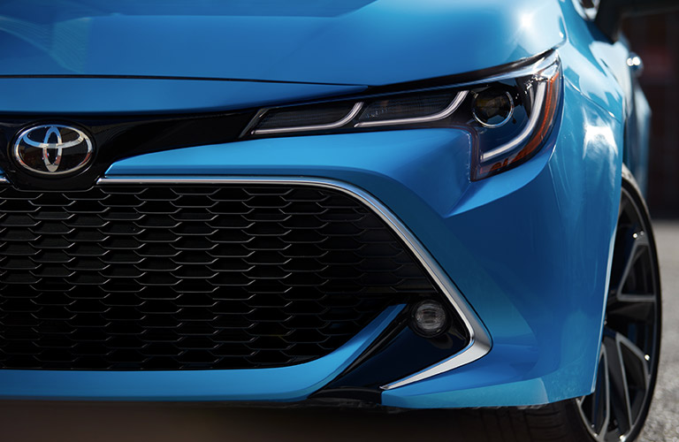 close up of front grille design on 2019 Toyota Corolla Hatchback