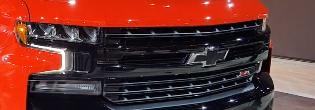 front grille of the 2019 Chevy Silverado at the Chicago Auto Show