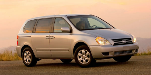 Exterior view of 2007 Kia Sedona
